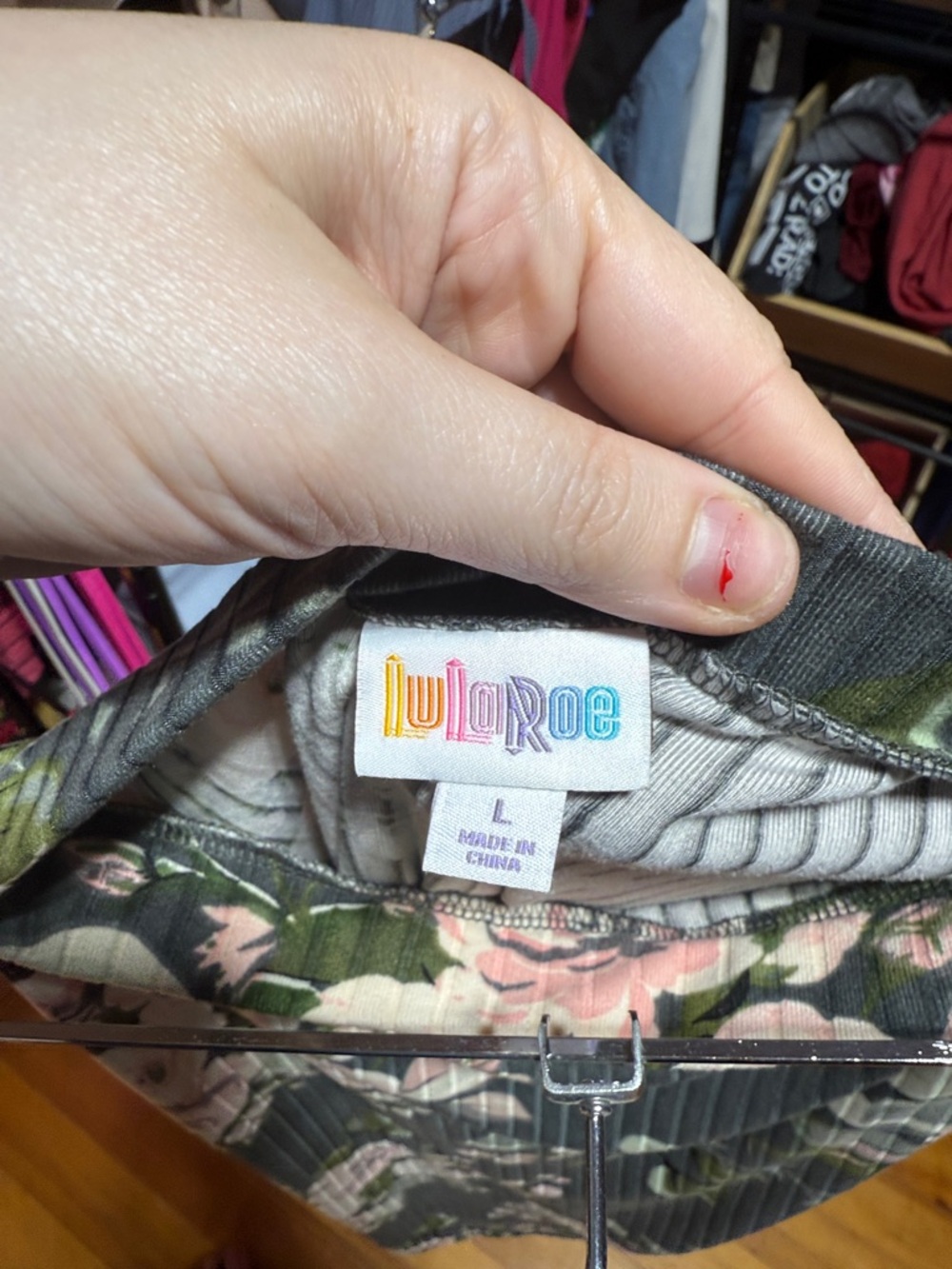 Lularoe large violet - Picture 3 of 4